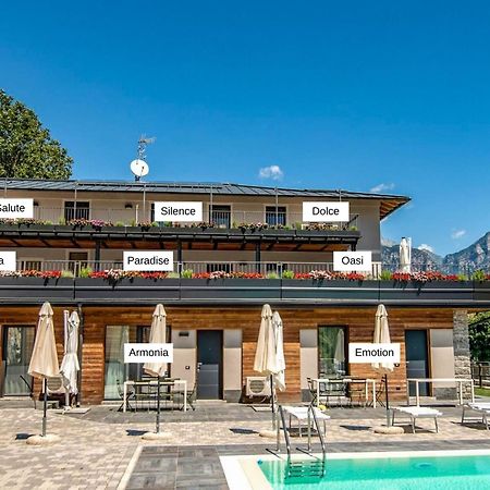 Dascio Emotion Ferienwohnung Mit Terrasse Am See エクステリア 写真