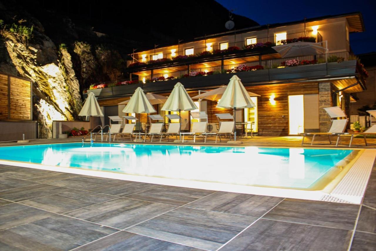 Dascio Emotion Ferienwohnung Mit Terrasse Am See エクステリア 写真